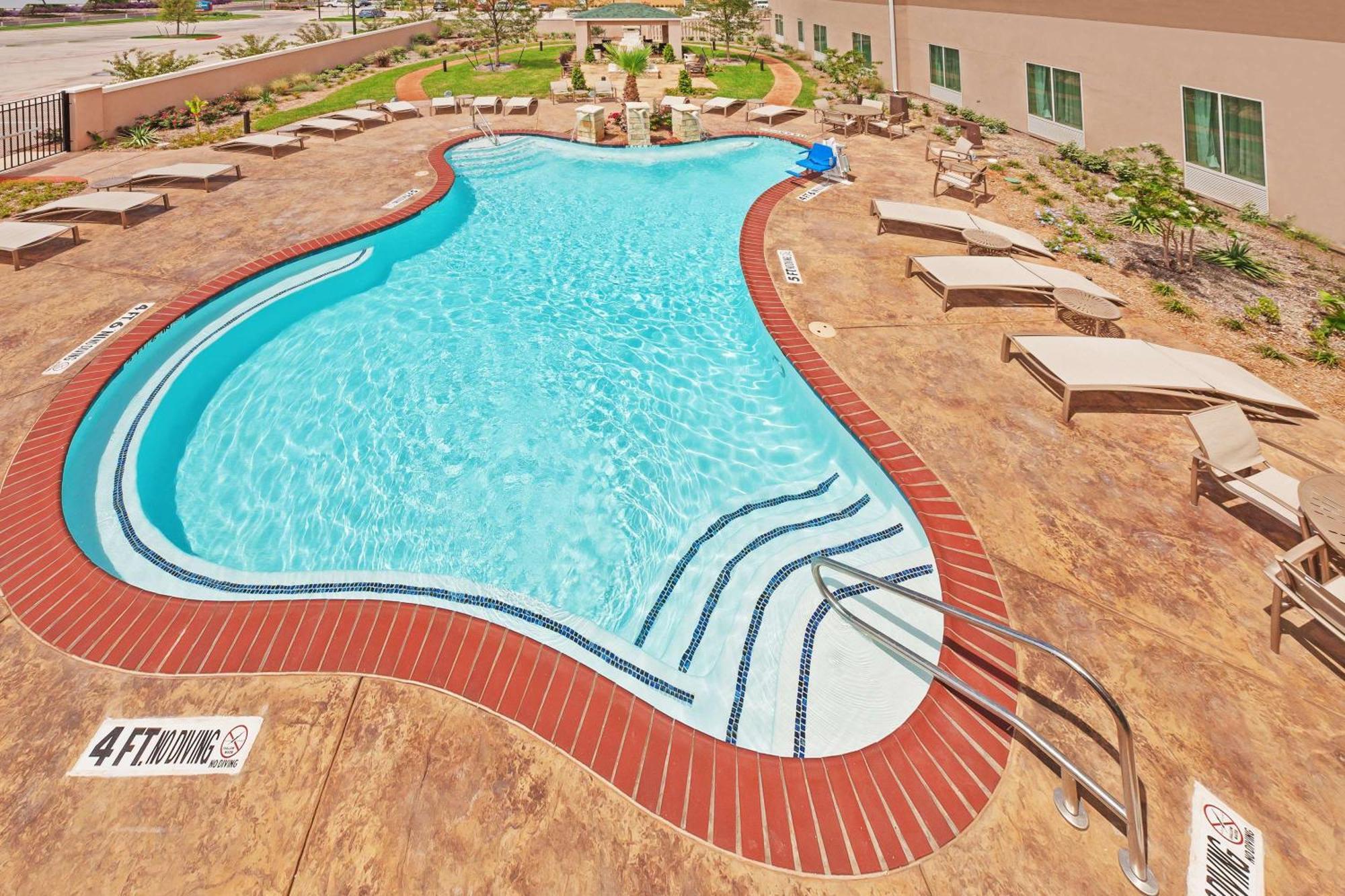 Hilton Garden Inn Midland Dış mekan fotoğraf
